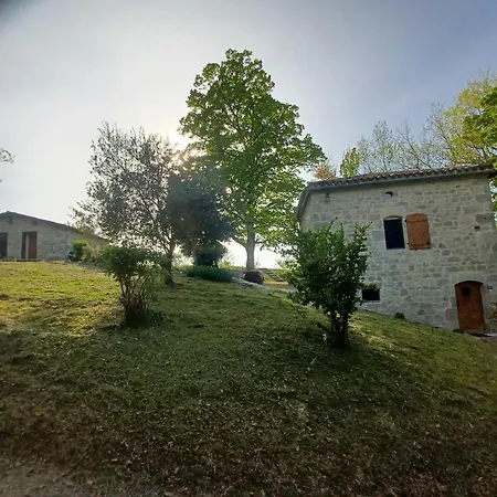Сasa de vacaciones Fermette Et Son Dans La Campagne Agenaise Madaillan